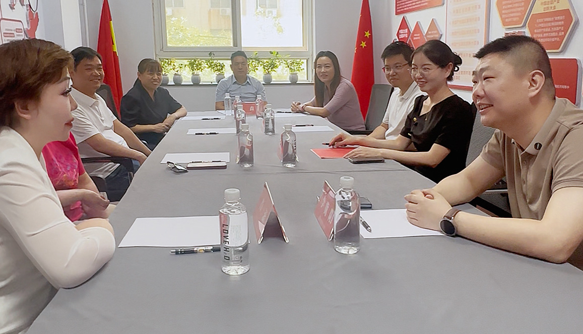 萧记三鲜烩面荣膺“中华烩面文化传承示范品牌”——一碗面载中原史，两代人拓万里香