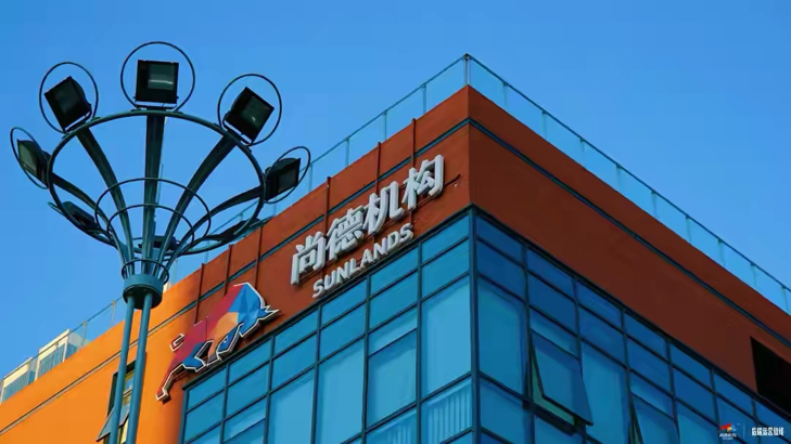 尚德机构拥抱互联网教育改变命运