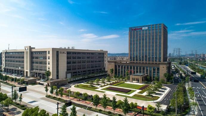 走进2023专kaiyun网站精特新企业德意电器的硬派实力